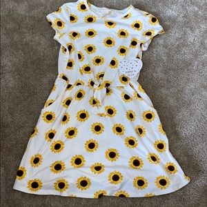 Girls dress